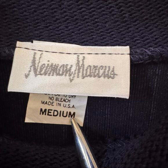 Vintage 90s Neiman Marcus Rolled Neck Velour Sweatshirt Gold Crest Emblem Sz M - Picture 8 of 10